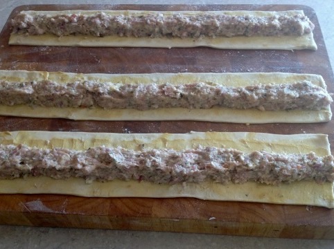 philip, philipfriend, philip friend, pastry, baking, cooking, food, foodie, apple, herb, herbs, herby, butter, lamination, sausage, sausage roll, sausagerolls sausageroll. pastry, puff, laminated, puffpastry, puff pastry, butter. roll, rolls, sausage, sausage roll, sausage rolls, sausageroll, spiced, spices, spice, garlic, sausagerolls, mustard, onion, notGreggs, Greggs, nowaste. leftovers. left-overs, quick, easy, recipe, writer, homecook, Philip, Philip friend, Philipfriend, britains best home cook, besthomecook, best ho