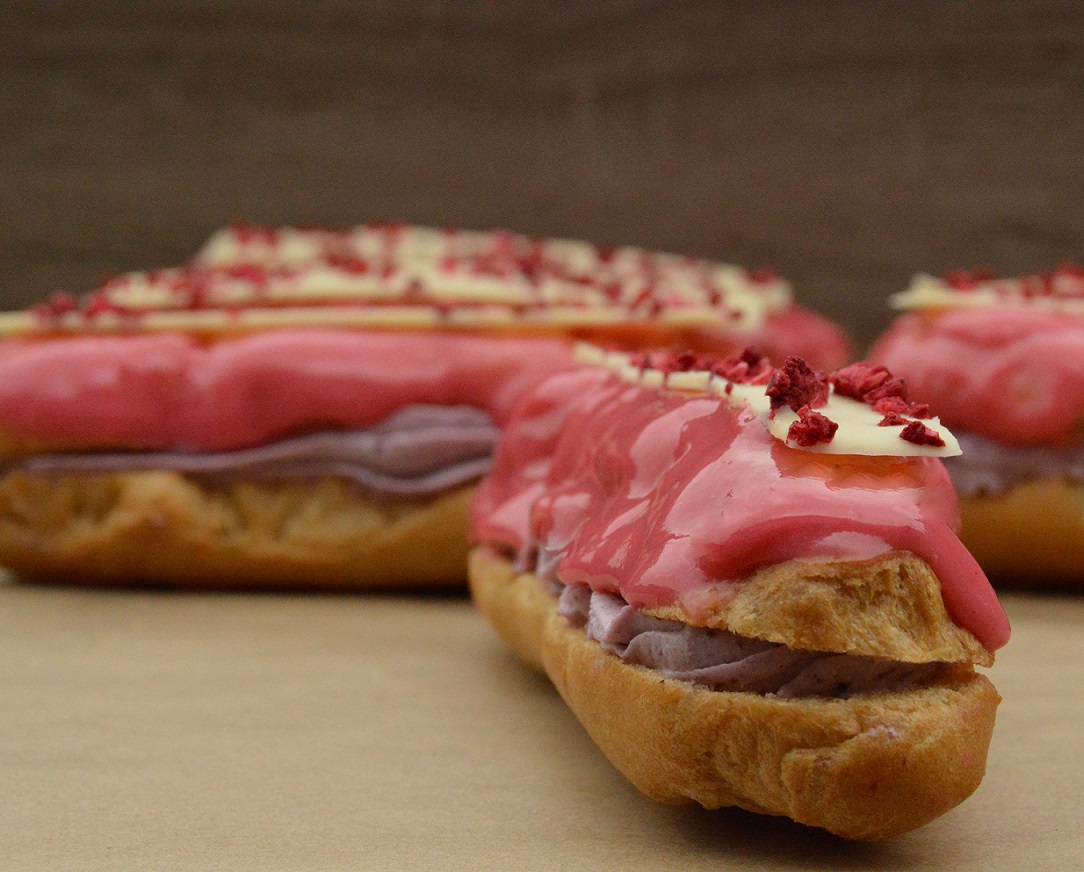 Tangy fruit éclairs & tips for a neat glaze&nbsp;finish
