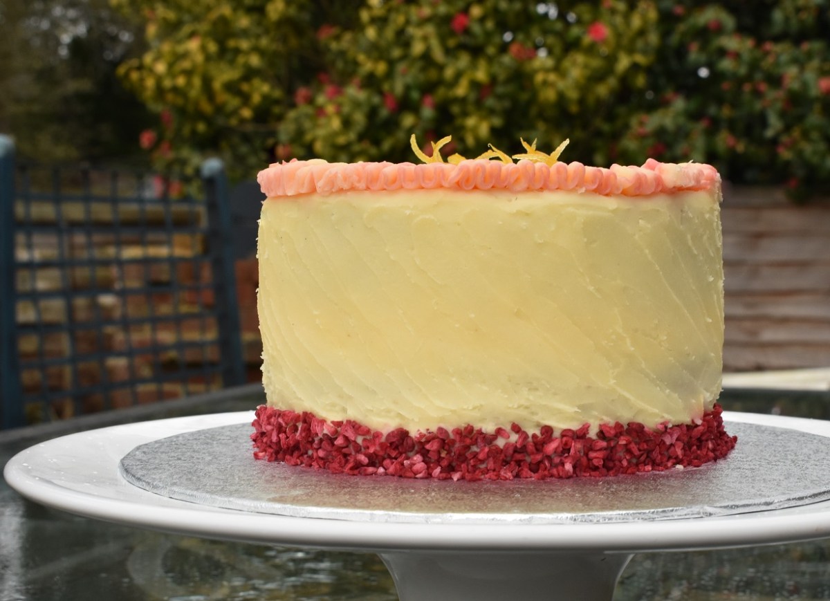 Lemon and elderflower&nbsp;cake