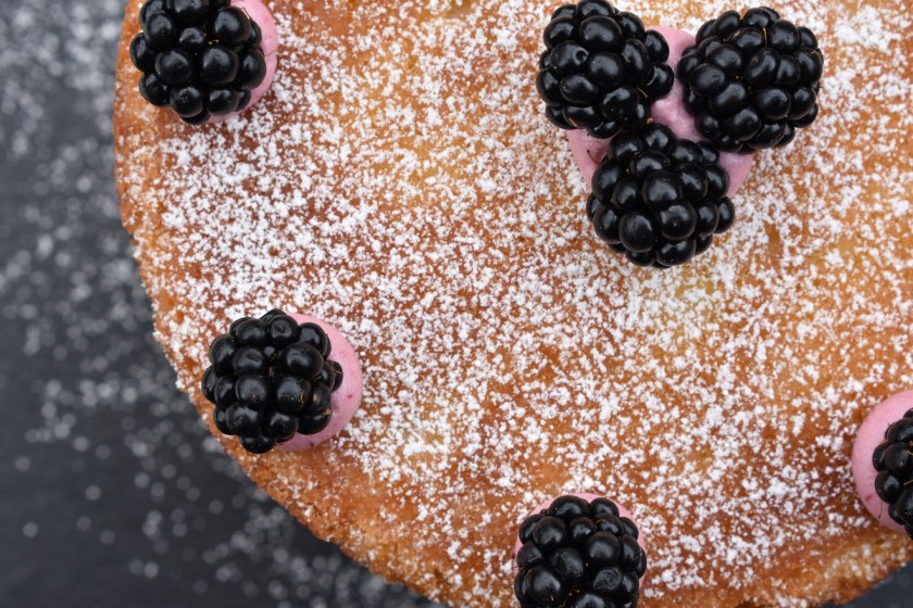 apple. blackberry, glutenfree, gluten free, gf, seasonal, fruit, apple, blackberry, Surrey, chocolate, philip, philipfriend, philip friend, homecook, sponge, Afternoontea, afternoon tea