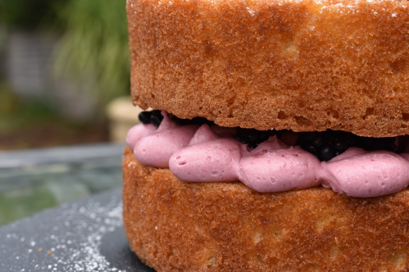 apple. blackberry, glutenfree, gluten free, gf, seasonal, fruit, apple, blackberry, Surrey, chocolate, philip, philipfriend, philip friend, homecook, sponge, Afternoontea, afternoon tea