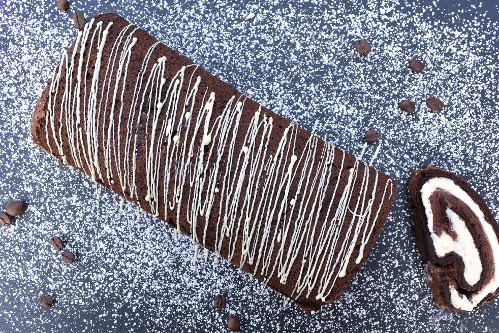 Tiramisu roulade