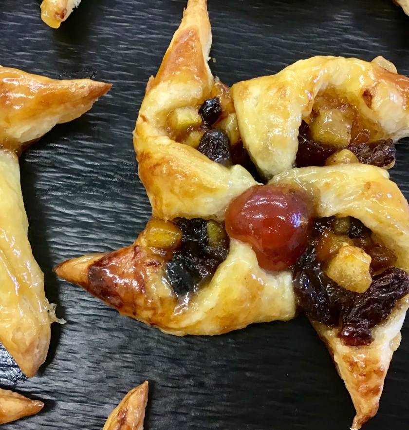 Christmas pastry baking homecook mincemeat Danishpastry
