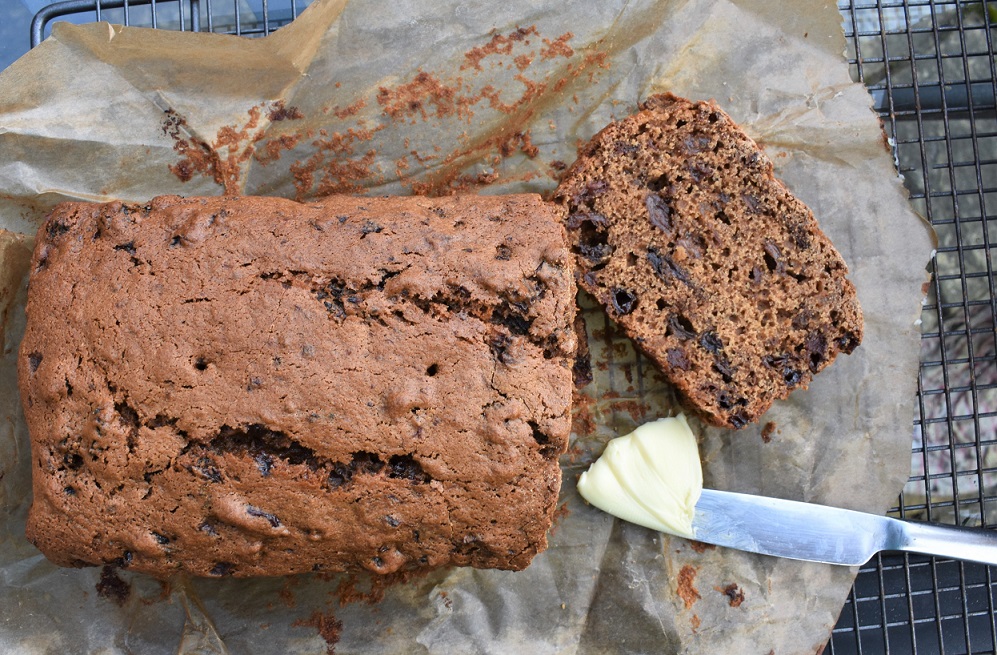 Date & walnut tea&nbsp;loaf