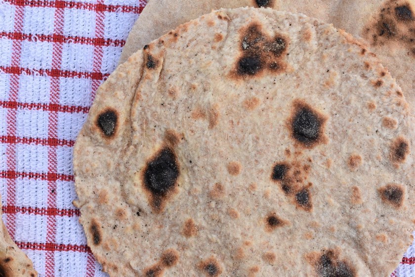 homemade, curry, bread, flatbread, flatbread, roti, Indian bread, Indian bread, bakingfanatic, philipfriend, philip friend, homecook, cooking, Indian, Indianfood, Indian food, currynight, curry night, cooking, recipe, yoghurt, spices, spice, tasty, flavour