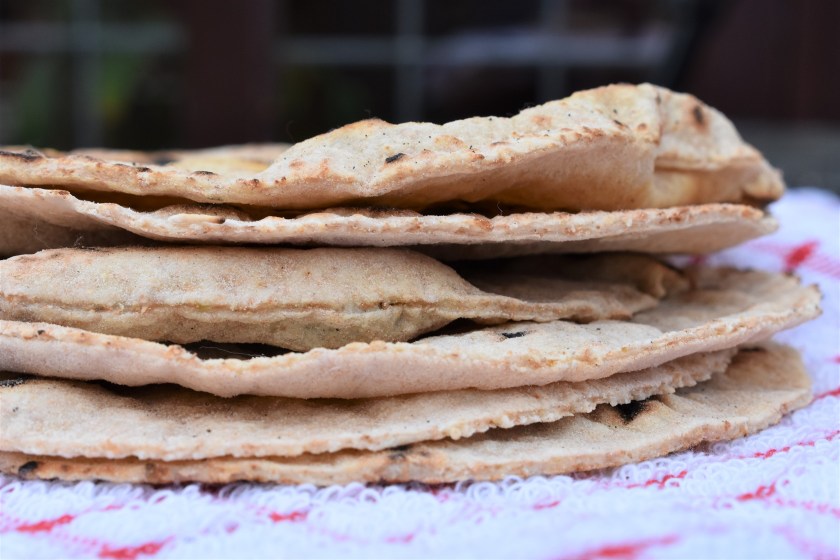 homemade, curry, bread, flatbread, flatbread, roti, Indian bread, Indian bread, bakingfanatic, philipfriend, philip friend, homecook, cooking, Indian, Indianfood, Indian food, currynight, curry night, cooking, recipe, yoghurt, spices, spice, tasty, flavour
