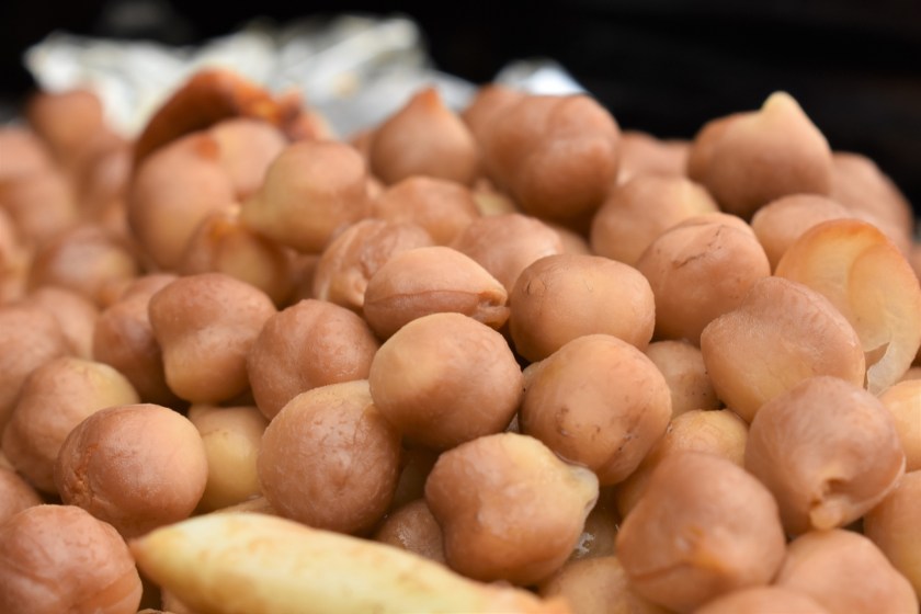 smoke. smoked, hummus. tahini, sesame, oil. chickpeas, spices. spiced, paprika, chick peas, chick pea, dip. bbq, homecook, philip, philip friend, philipfriend, BBC1, Surrey