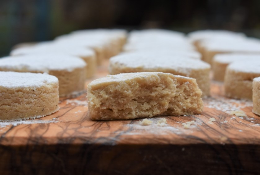 homemade, biscuit, baking, biscuits, shortbread, spanish, spanish shortbread, mantecados, mantecados de almendra, comfort, bakingfanatic, philipfriend, philip friend, homecook, cooking, recipe, tasty, flavour, besthomecook, best home book, britain's best home cook