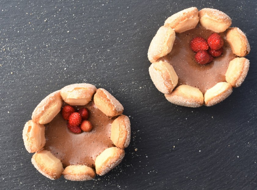 homemade, cake, sponge, baking, chocolate, chocolate mousse, chocolatemousse, mousse, fruit, seasonal, dessert, desserts, bakingfanatic, philipfriend, philip friend, homecook, cooking, recipe, tasty, flavour, besthomecook, best home book, britain's best home cook