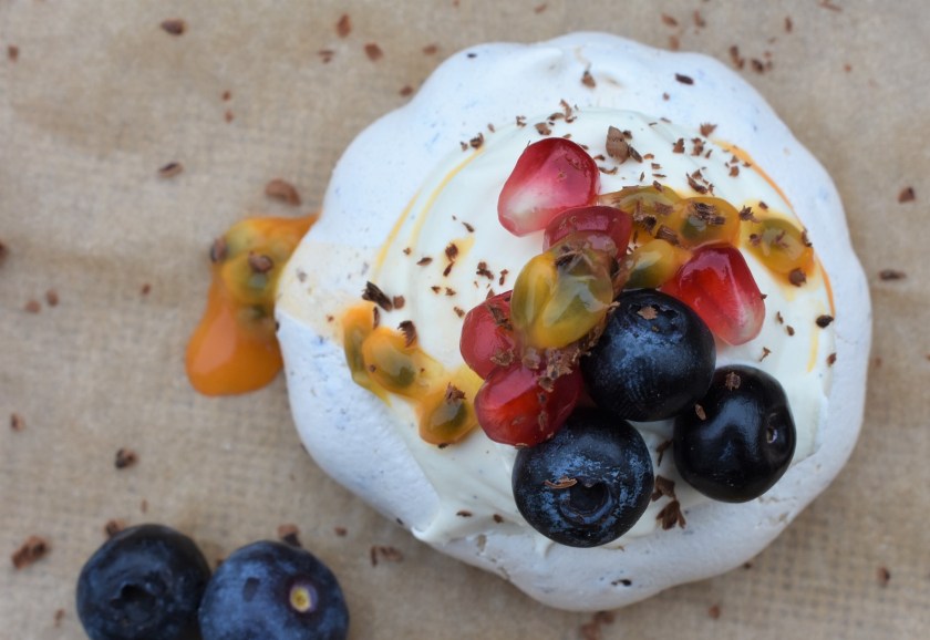 chocolate, fruit, pavlova, meringue, baking, dessert, pudding, homecook, besthomecook, best home cook, Xmas, Christmas, festive, philip, philipfriend, philip friend, surrey, easy, quick, recipe