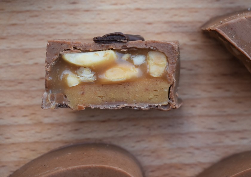 chocolate. snickers. snickers bar, nougat, caramel, peanuts, salted, sweet, sweets, cooking, homecook, best home cook, besthomecook, food, foodie, recipe, philip, philipfriend, philip friend