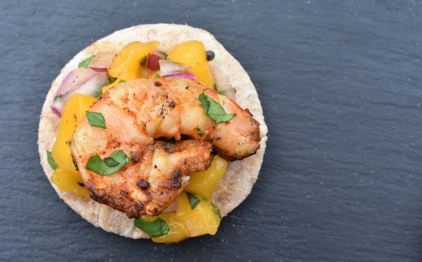 mango, salsa, dip, relish, prawns, prawn, seafood, fish, flatbread, streetfood, street food, canape, canapes, cooking, homecook, best home cook, besthomecook, food, foodie, recipe, philip, philipfriend, philip friend