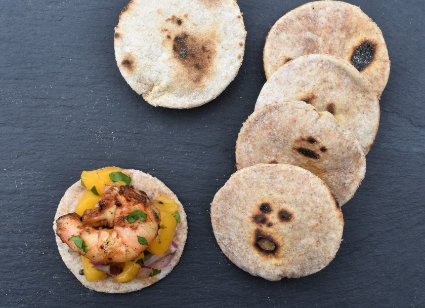 mango, salsa, dip, relish, prawns, prawn, seafood, fish, flatbread, streetfood, street food, canape, canapes, cooking, homecook, best home cook, besthomecook, food, foodie, recipe, philip, philipfriend, philip friend