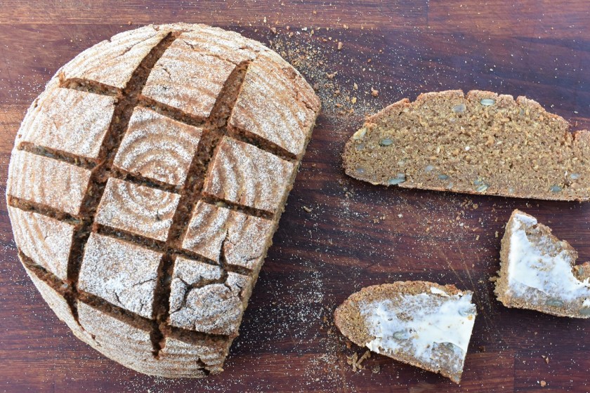 baking, home baking, rye, bread, rye bread, rye bread, walnuts, seeds, cooking, homecook, best home cook, besthomecook, food, foodie, recipe, philip, philipfriend, philip friend