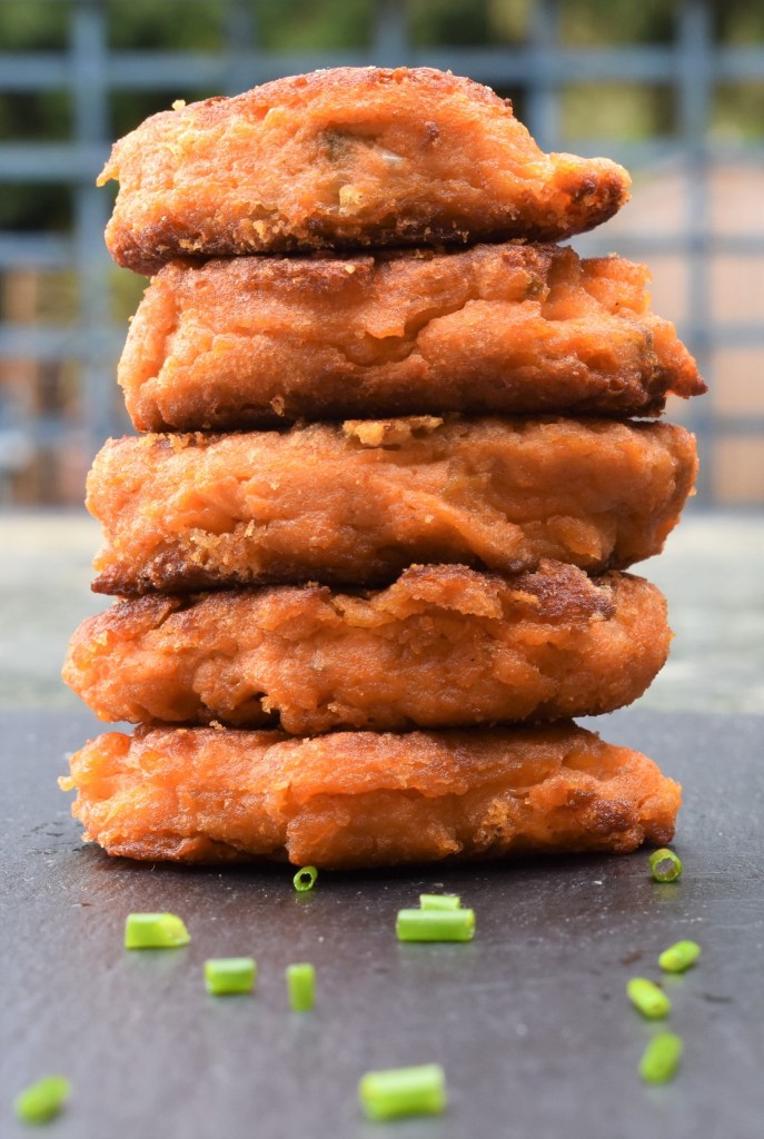 blini, beetroot, goats cheese, goat's cheese, mackerel, potato, gluten-free, glutenfree, gf, bites, nibbles, canapes, party food, partyfood, party, picnic, cheese, cooking, homecook, best home cook, besthomecook, food, foodie, recipe, philip, philipfriend, philip friend