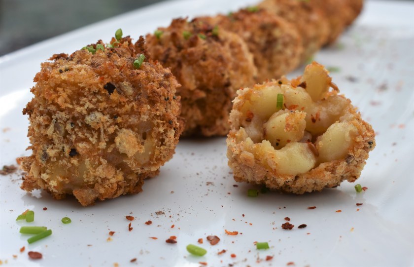 savoury, savory, macandcheese, mac&cheese, mac and cheese, mac & cheese, crab, macaroni, pasta, cheese, balls, airfryer, air fryer, food, foodie, recipe, homecook, best home cook, besthomecook, philip. philipfriend, surrey, blogger, cooking, cookery