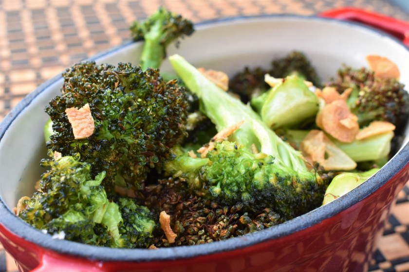 broccoli, garlic, vegetables, vegetable. sides, side, side dish, homecook, cooking, recipe, food, foodie, philipfriend, philip friend