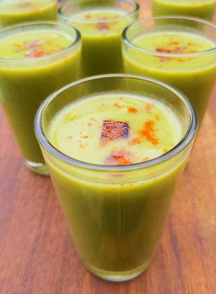 Soup, easy, quick, delicious, bacon, mint, garden, summer, summery, food, foodie, homecook, besthomecook, best home cook