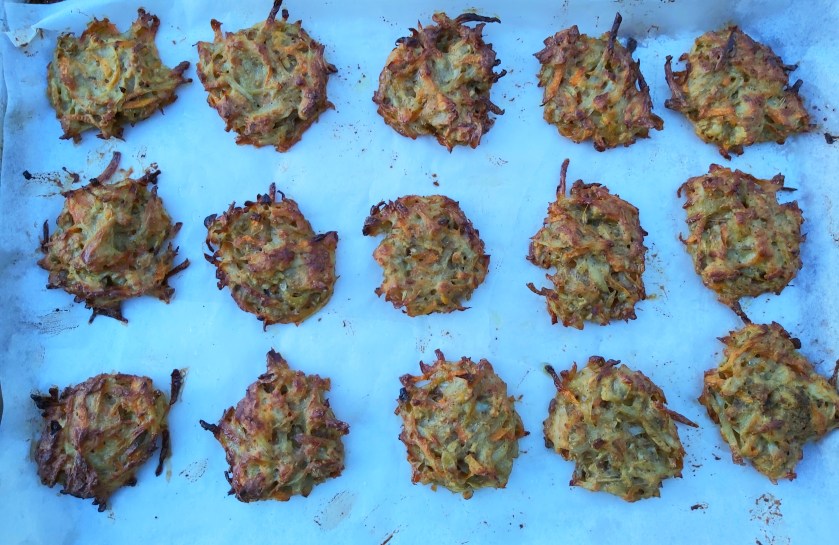 Latke, latkes, Hanukkah, potato, baked, fried, Judaism, food, foodie, recipe, easy, quick, apple, homegrown
