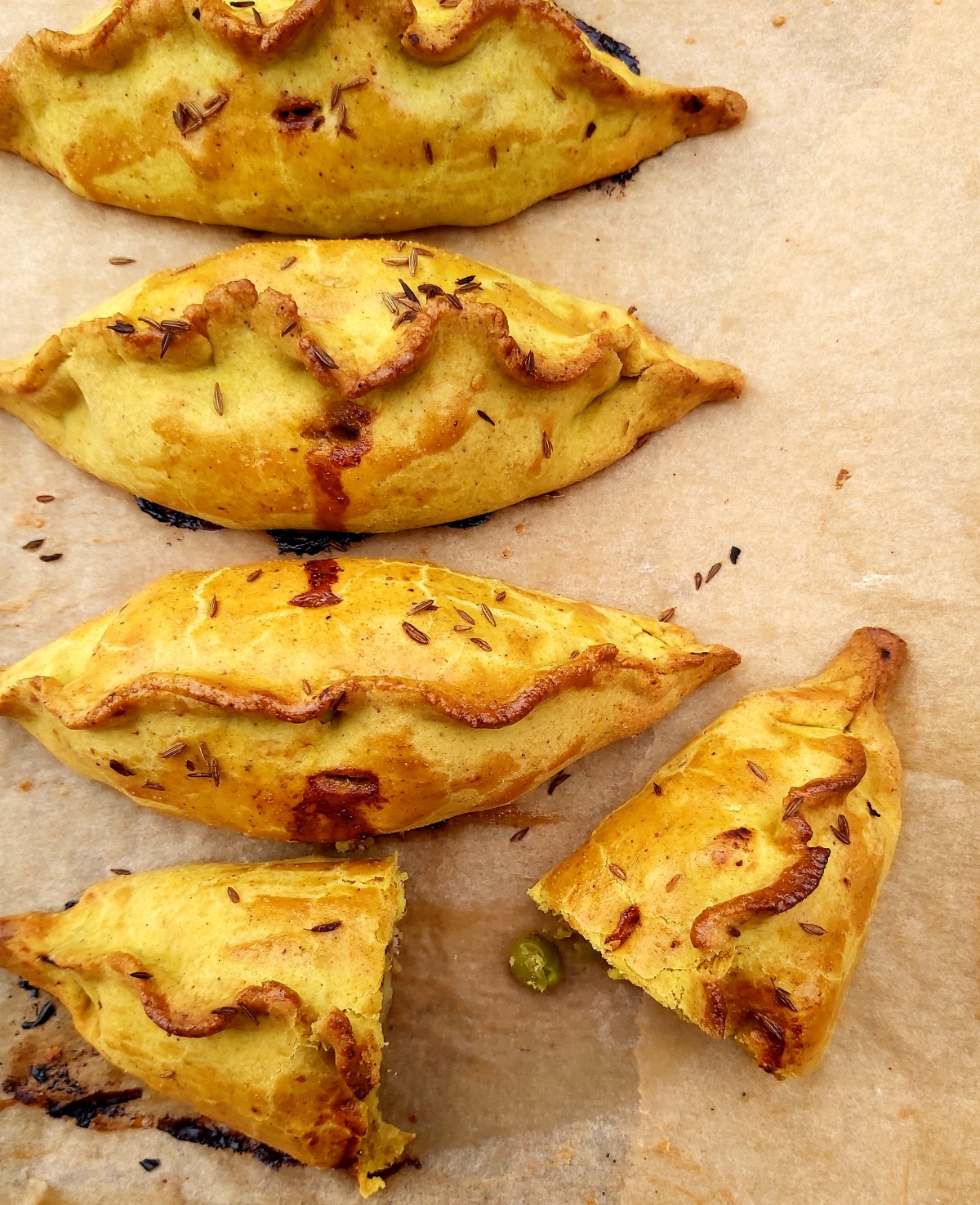 Chicken curry pasties