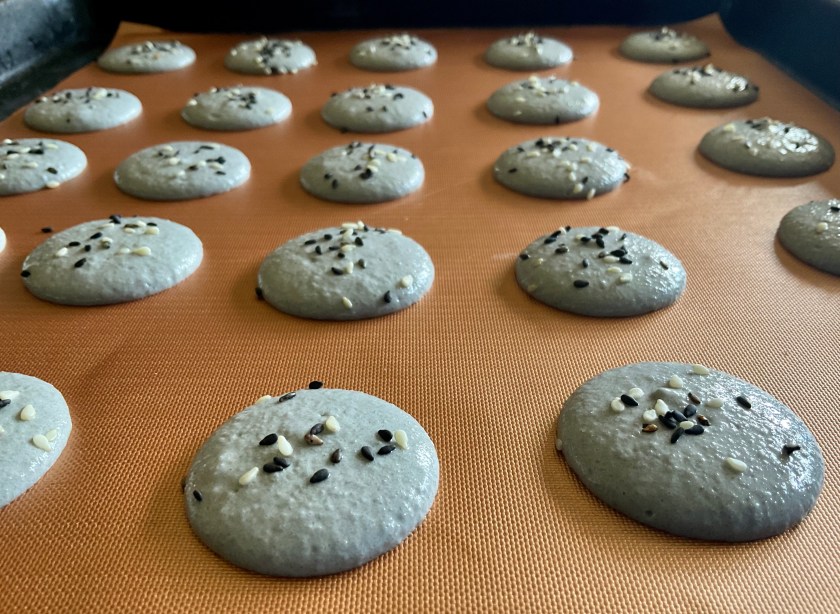 Macaron, macarons, almonds, macaronage, meringue, French, French meringue, food, foodie, recipe, baking, cooking, UK