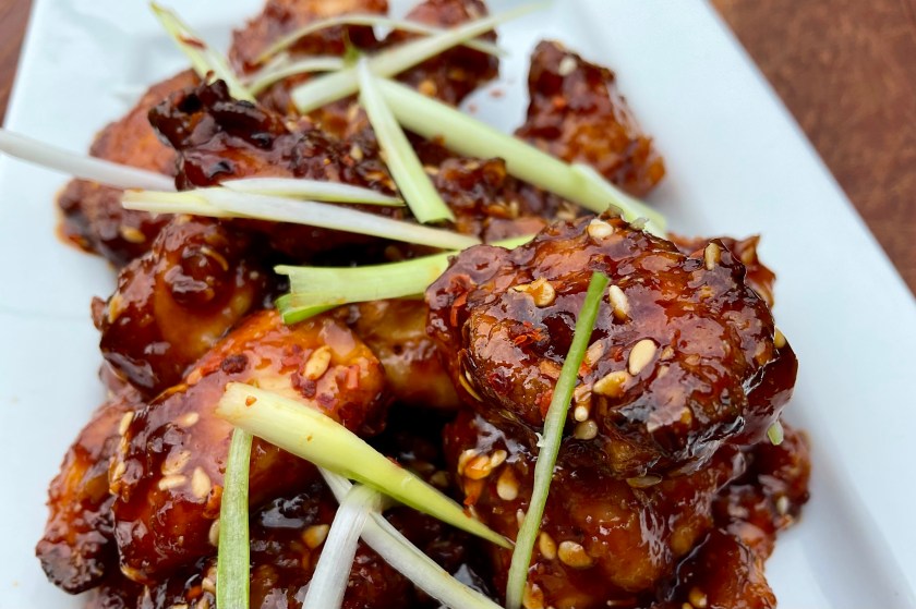 Chicken, Korean, gochujang, spices, spiced, spicy, chilli, takeout, takeaway, food, foodie, Surrey, streetfood, street food, airfried, air fryer, air-fried, air-fryer