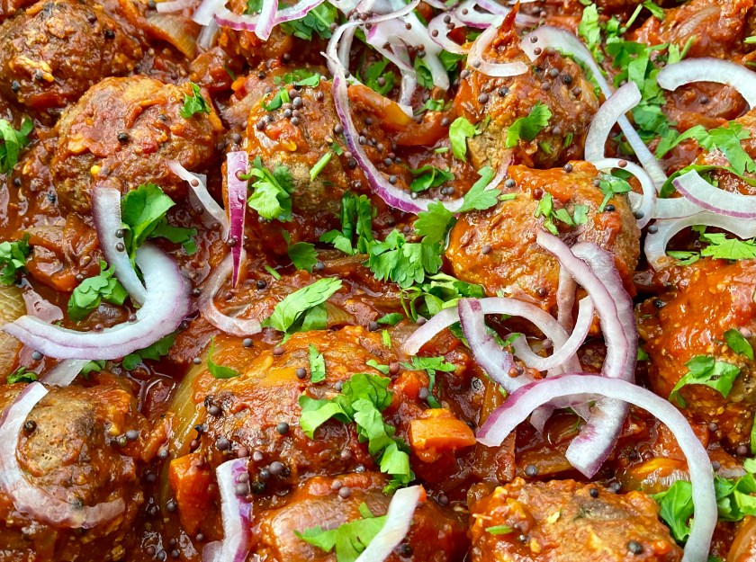 Indian, meat, meatballs, beef, spiced, spices, food, foodie, streetfood, street food, curry
