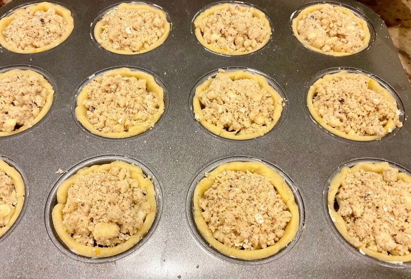 Christmas, xmas, festive, baking, cooking, Christmas cooking, xmas baking, Christmas baking, recipe, festive recipe, xmas recipe, Christmas recipe, food, foodie, pie, mince pie, crumble, apple crumble, surrey, UK, homecook, besthomecook, blogger