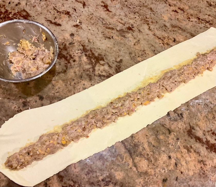 Sausage, sausagemeat, sausage roll, sausage rolls, party, buffet, pastry, festive, Xmas, Christmas, ring, baking, food, foodie, recipe, surrey