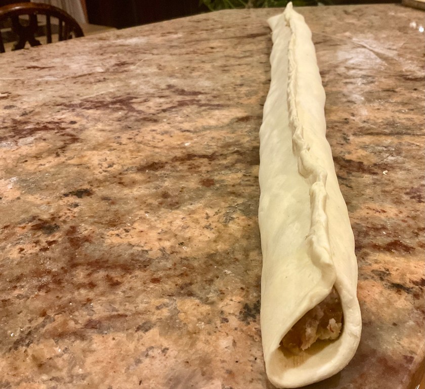 Sausage, sausagemeat, sausage roll, sausage rolls, party, buffet, pastry, festive, Xmas, Christmas, ring, baking, food, foodie, recipe, surrey