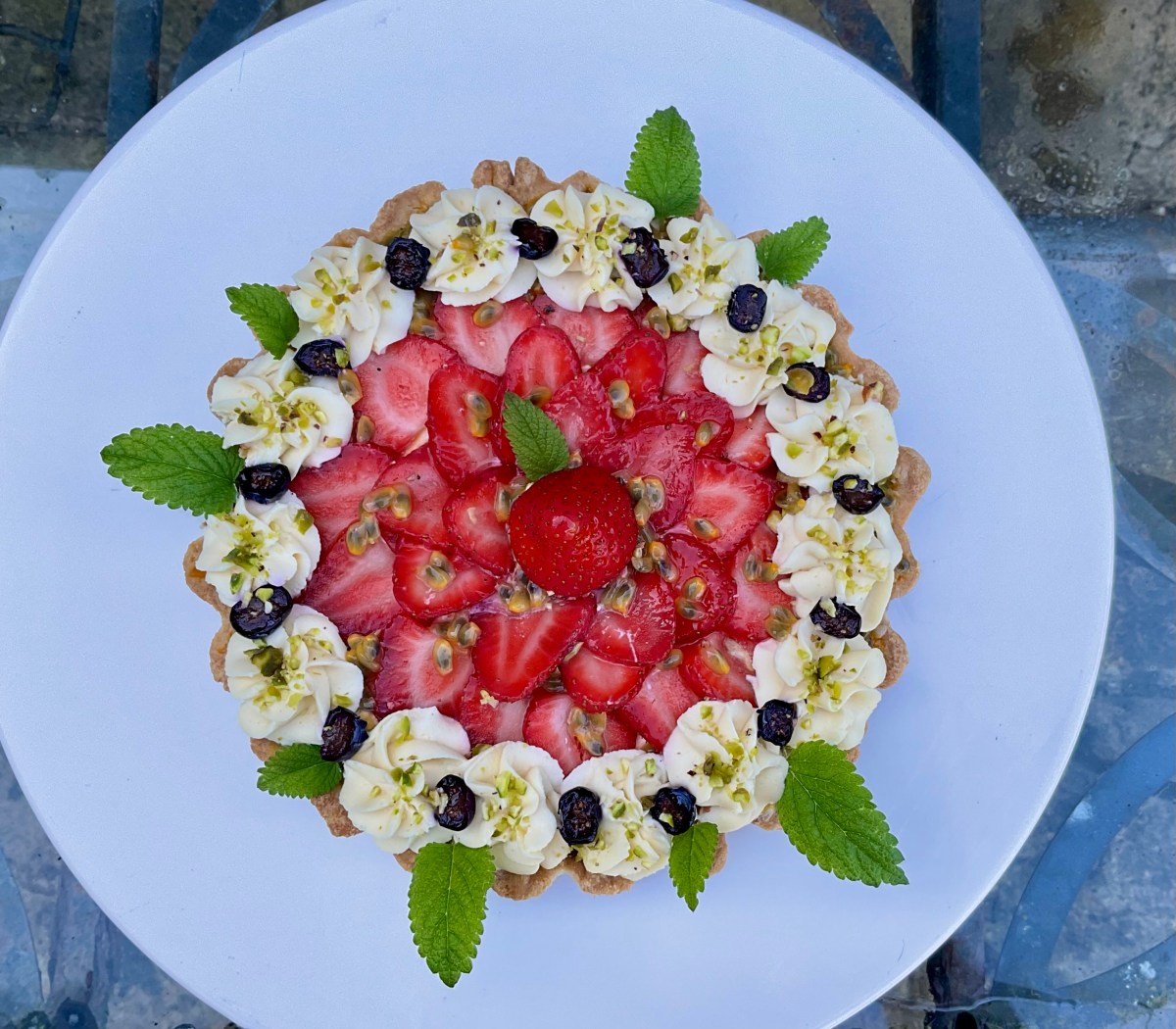 Strawberry, passionfruit and white chocolate&nbsp;tart