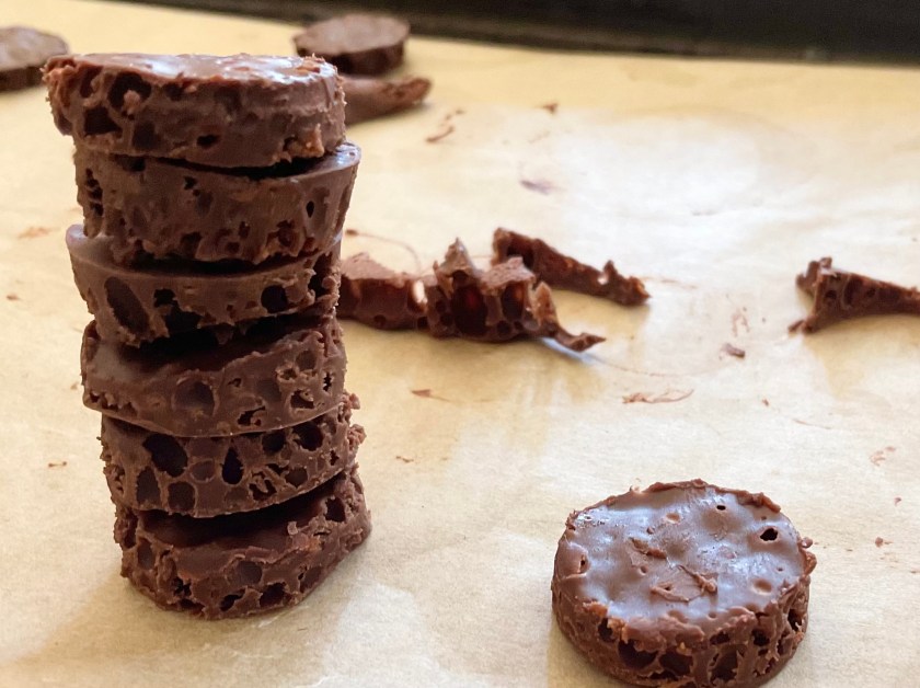 chocolate, chocolates, temper, tempering, tempered, food, foodie, recipe, homecook, home cook, surrey, uk, black forest, walnuts, caramel, sweet, sweets, aerated, aerated chocolate