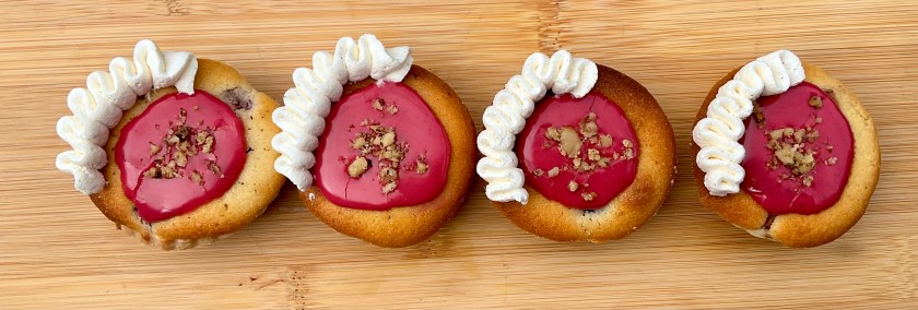 apple, blackberry, blackberries, seasonal, hedgerow, uk, baking, pastry, frangipane, nuts, almonds, walnuts, shortcrust, food, foodie, recipe, surrey, tarts, tart, pie