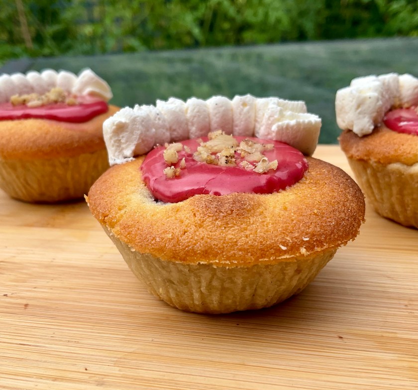 apple, blackberry, blackberries, seasonal, hedgerow, uk, baking, pastry, frangipane, nuts, almonds, walnuts, shortcrust, food, foodie, recipe, surrey, tarts, tart, pie