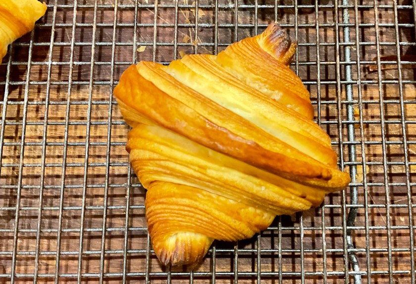 croissant, croissants, dough, lamination, laminated, French, pastry, pastries, breakfast, viennoiserie, butter, flour, bread, yeast, T45, pain au chocolate, chocolat, chocolate