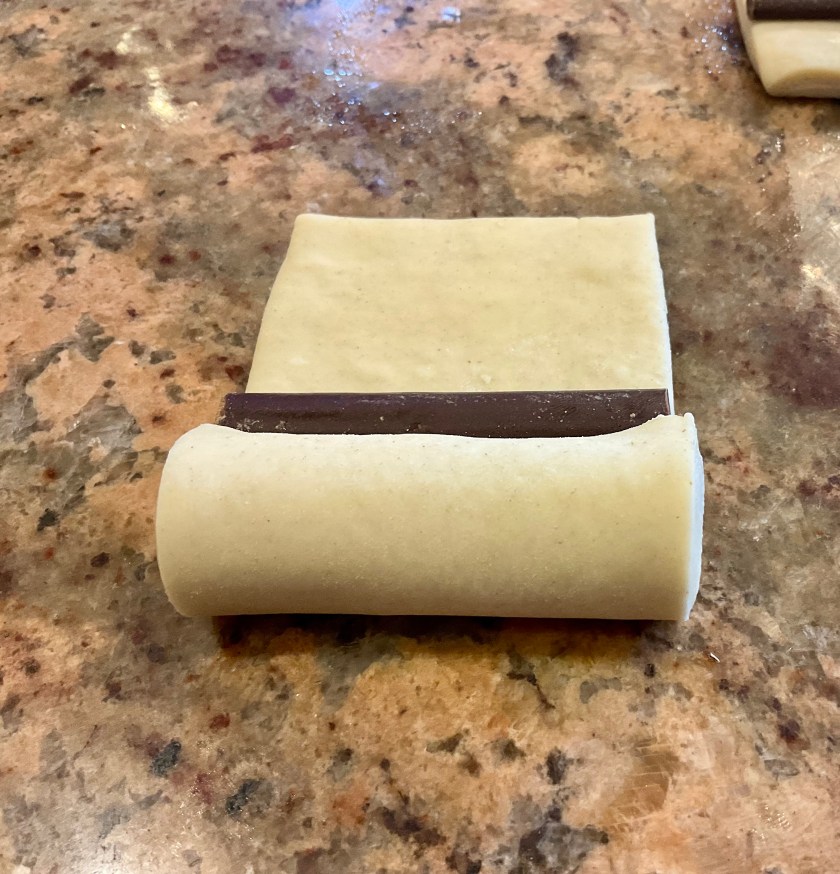 pain au chocolat, pastry, croissant, croissants, dough, viennoiserie, template, recipe, food, foodie, surrey, homecook, home cook, baking, uk