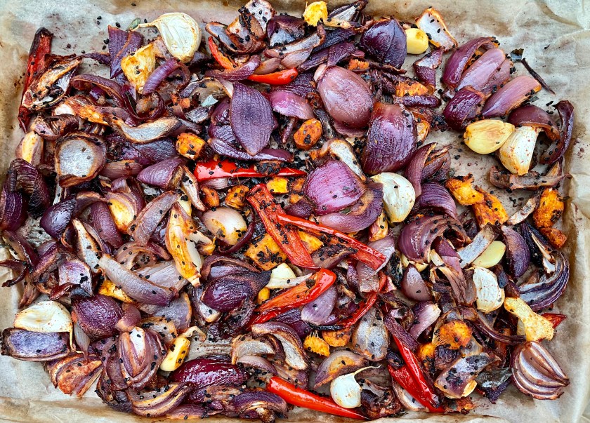 Curry, tandoori, roasted onions, dip, onions, garlic, chilli, spiced, chutney, Indian, recipe, food, foodie, Surrey, besthomecook, best home cook, gymkhana, dal, lentils, tempering, tempered, onion seeds, nigella, curry leaves