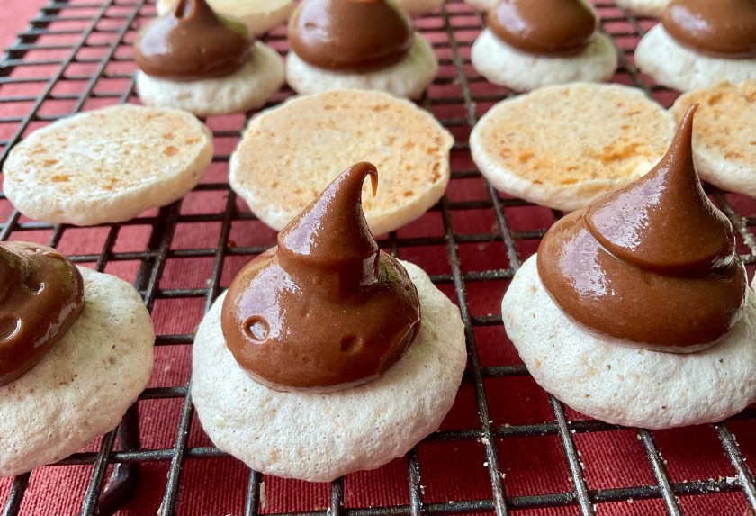 Biscuit, biscuits, meringue, baking, nuts, hazelnuts, toasted, cooking, food, foodie, japonaise, mocha, chocolate, buttercream, delicious, homecook, home cook