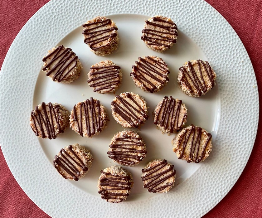 Biscuit, biscuits, meringue, baking, nuts, hazelnuts, toasted, cooking, food, foodie, japonaise, mocha, chocolate, buttercream, delicious, homecook, home cook
